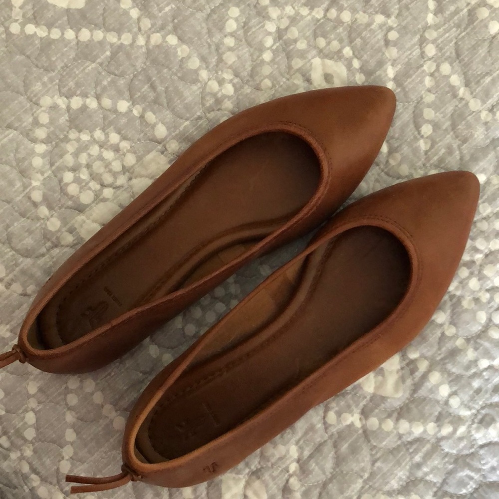 Frye Regina flats in cognac